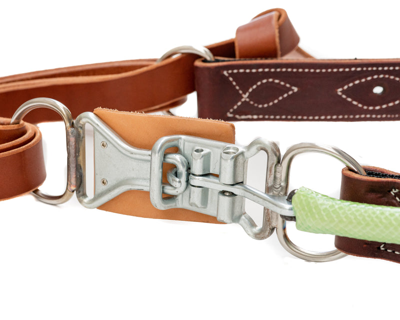 Load image into Gallery viewer, Beastmaster Leather Double Buckle Horse Flank with Sleeve
