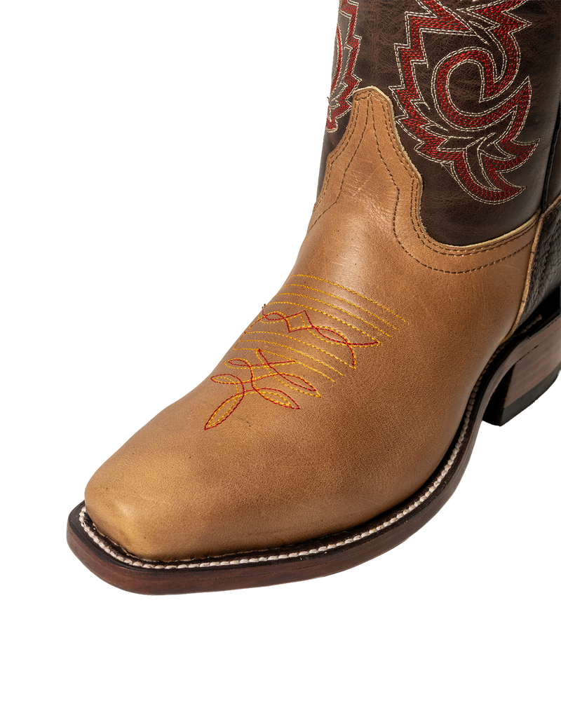 Load image into Gallery viewer, Beastmaster Bronc Boot - Brown
