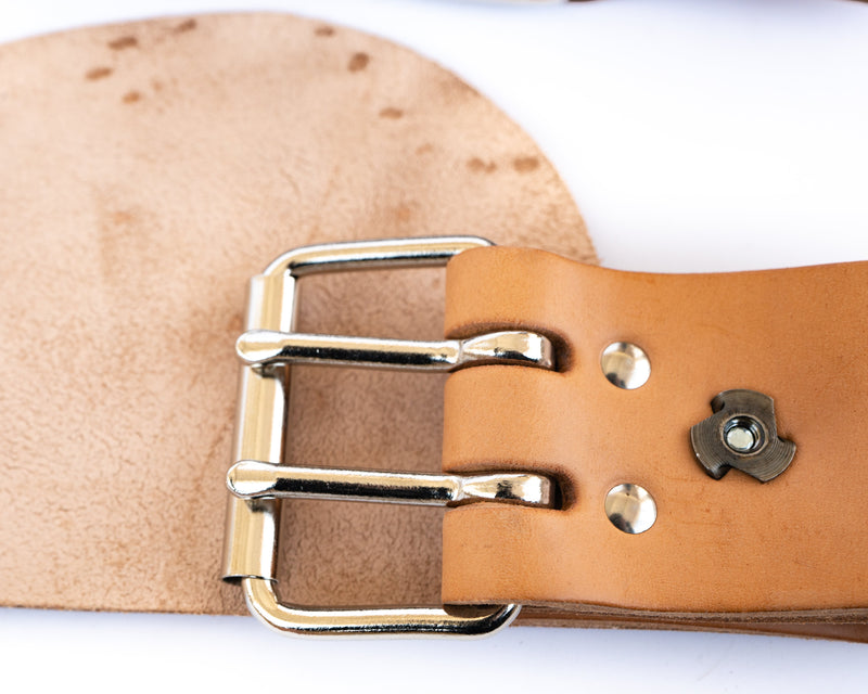 Load image into Gallery viewer, Adult Outside Stirrup Leathers Buckle
