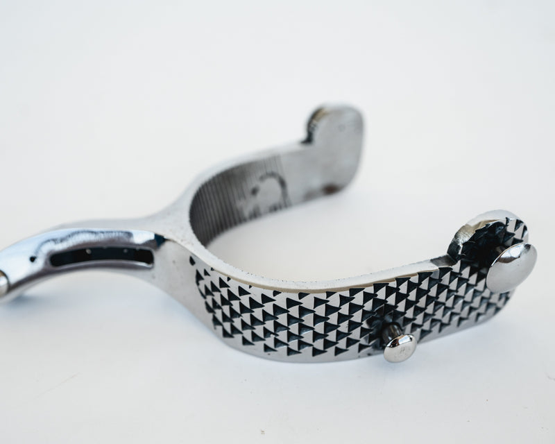 Load image into Gallery viewer, Rasp Bull Riding Spur Close Up
